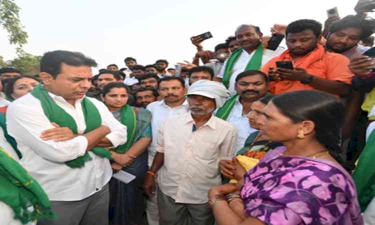 KTR urges Telangana govt to speed up procurement from farmers 