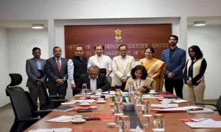 Govt signs MoU with India Inc. to boost R&D