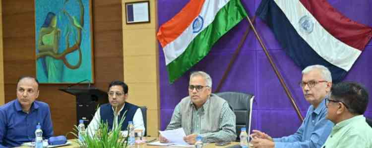कुलपति प्रो मिलाप पूनियाँ ने परीक्षा संचालन नियमों का सख्ती से पालन करने का आह्वान किया