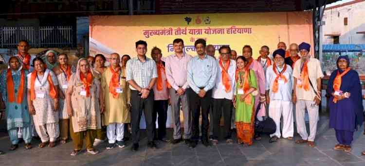 मुख्यमंत्री तीर्थ यात्रा योजना के तहत रोहतक जिले के 25 बुजुर्ग नांदेड़ साहिब के लिए रवानाः डीआईपीआरओ संजीव सैनी