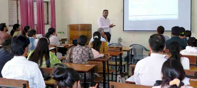 बीएमयू में एमओसी और शिक्षा का रूपांतरण विषय पर कार्यशाला आयोजित