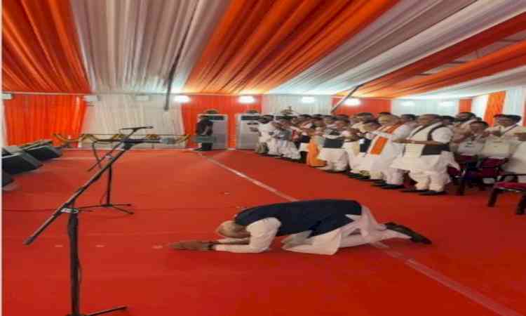 PM Modi bows before people of Bengal while attending Suvendu Adhikari’s oath ceremony