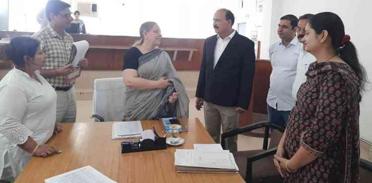 राष्ट्रीय लोक अदालत में 19 हजार से अधिक मामलों का निपटारा, 3.52 करोड़ रुपये से अधिक राशि के समझौतेः जिला एवं सत्र न्यायाधीश अजय तेवतिया