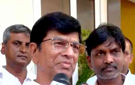 Father remembers 'struggle for food' after Vijay takes oath as Tamil Nadu CM