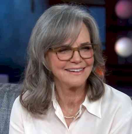 Sally Field credits Jack Nicholson for reviving her career
