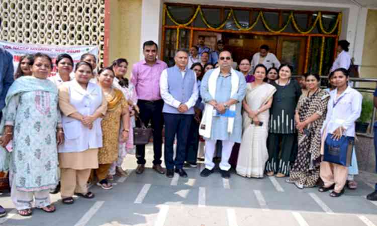International Nurses’ Day: Delhi CM interacts with caregivers