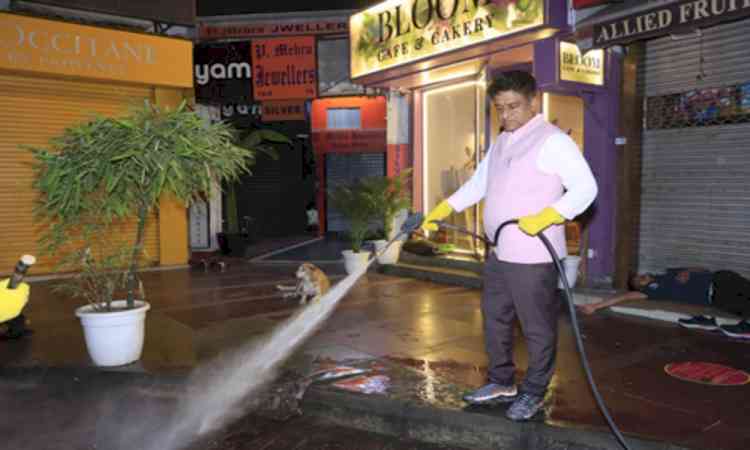 Delhi: NDMC V-C reviews steps to curb waterlogging, joins night sweeping at Khan Market​