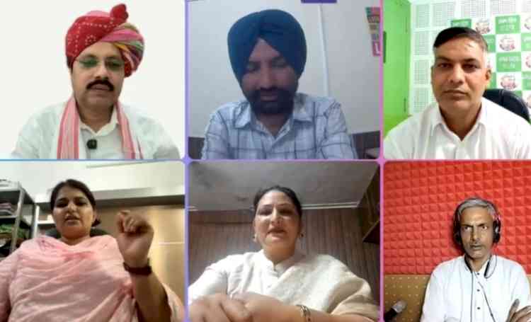 महिलाएं अब केवल मूकदर्शक नहीं, गांव के फैसलों में दमदार भागीदारः डॉ. वीरेंद्र सिंह चौहान