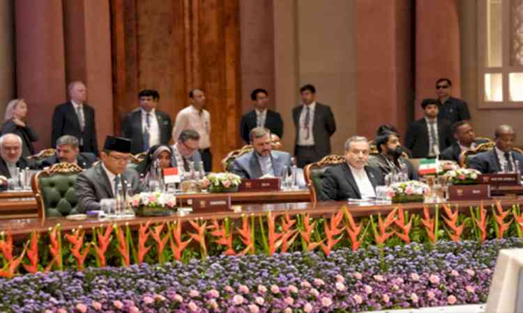 Iran victim of illegal expansionism, warmongering, says Araghchi at BRICS meet