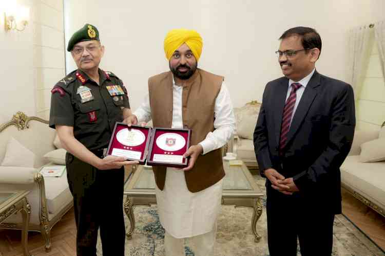 CM Bhagwant Singh Mann, Western Command Army Commander discuss border security, disaster response & operational preparedness