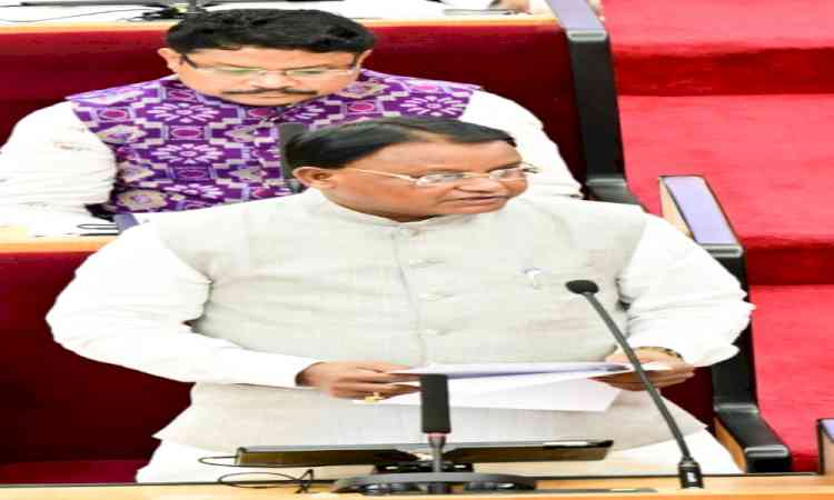 Odisha CM reviews law and order, orders crackdown on organised crime