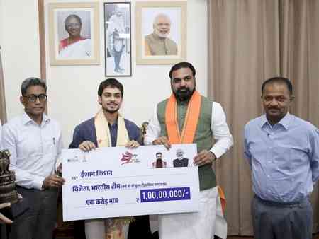 Bihar govt honours Ishan Kishan with Rs 1 crore for T20 World Cup heroics