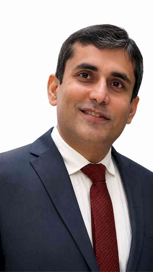 Chandigarh Dentist Earns Prestigious Global Fellowship in Implant Dentistry, to Represent India at Milan Symposium