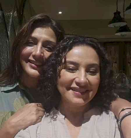 Divya Dutta talks about her precious 'Dostana' with Sonali Bendre: She stood next to me....
