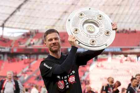 Chelsea appoint Xabi Alonso on a four-year contract