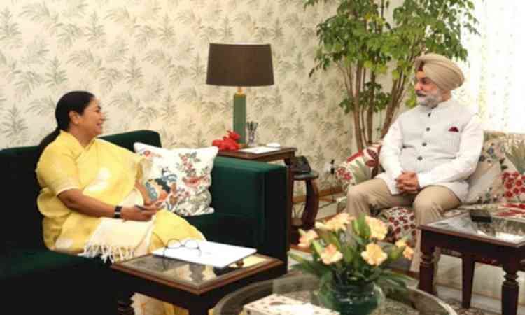 Delhi CM Gupta calls on LG Sandhu to discuss development, growth issues