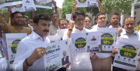 Manoj Tiwari takes Metro ride after PM Modi’s fuel conservation call, promotes EV use with 50 pc parking rebate