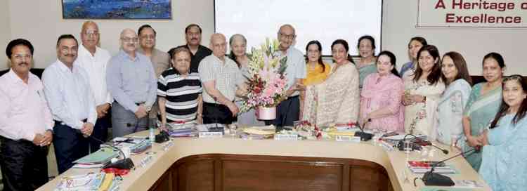 Noted Journalist and Educationist Chander Mohan unanimously honoured as 12th time President of Arya Shiksha Mandal