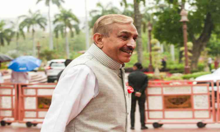 Religious freedom should not inconvenience others, but rules must be same for all: Cong backs CM Yogi on roadside prayers
