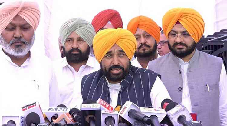 Modi Govt Trying to Hide Its Foreign & Economic Policy Failures by Causing Inconvenience to People Under Garb of Gulf War: CM Bhagwant Singh Mann