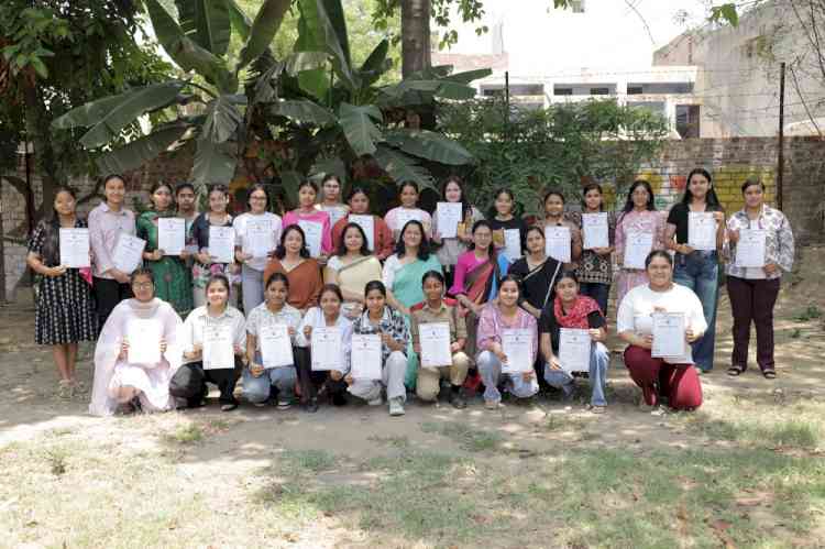 Students of PCM SD Collegiate Senior Secondary School Secure Top Ranks in 19th CTSE 2025–26 Commerce Talent Search Exam