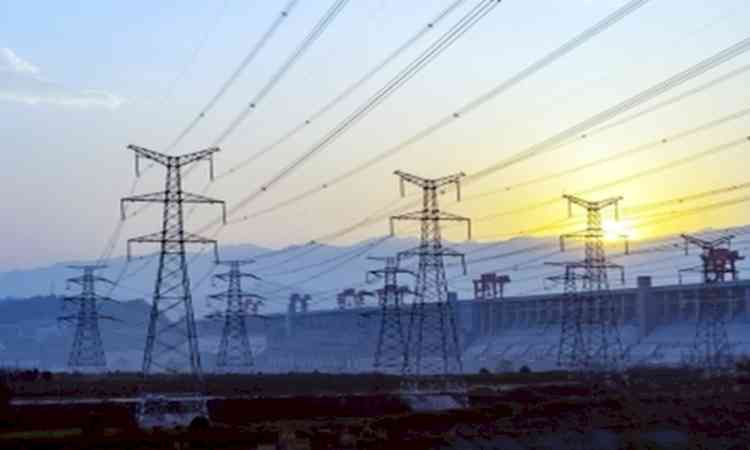 India’s peak power demand hits record high for 3rd straight day amid heatwave