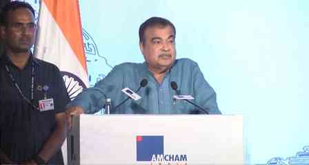 Indian firms must forge JVs with hi-tech US companies: Gadkari
