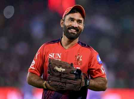 'We’ll try to put best foot forward and carry winning momentum into Qualifier': DK ahead of SRH clash