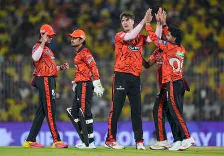'SRH need to do something extraordinary to get into top 2', says Chopra ahead of RCB clash