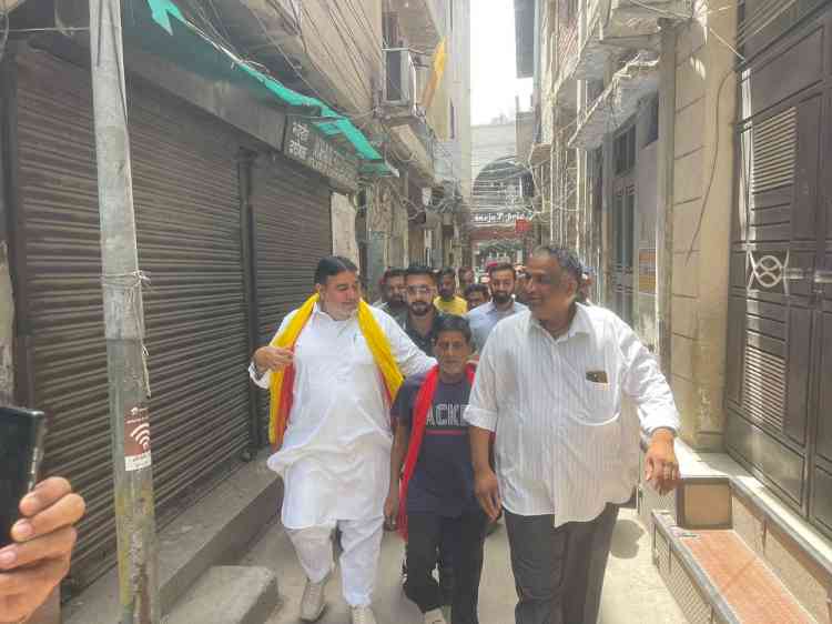 MLA Prashar kick starts Rs 27.91 lakh project to reconstruct streets in Tilak Nagar