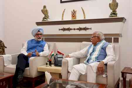 Delhi L-G Sandhu discusses infra, mobility with Union minister Manohar Lal