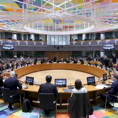 EU to suspend key fertiliser tariffs to ease Middle East crisis's impact on farmers