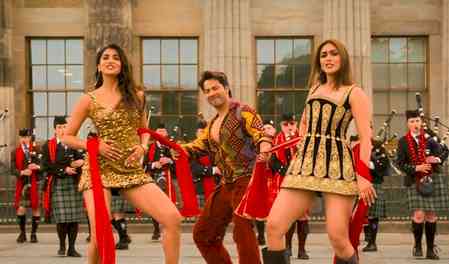 Varun Dhawan, Mrunal Thakur & Pooja Hegde lead a chaotic love triangle in 'Hai Jawani Toh Ishq Hona Hai'