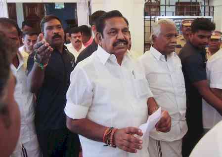 Palaniswami attacks TN govt over long power cuts, urges immediate action