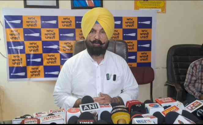 MLA Kulwant Singh Sidhu Slams Centre Over Continuous Fuel Price Hike, Says Common Man Crushed by Inflation