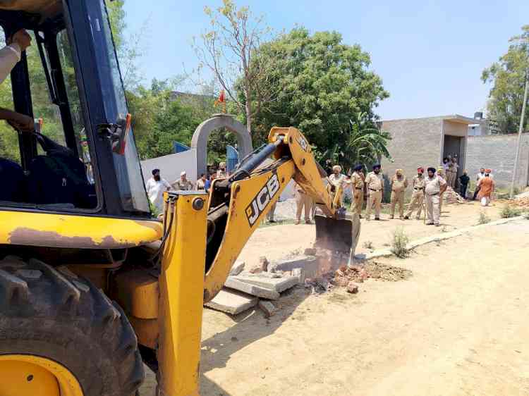 GLADA crackdown on illegal colonies, demolishes unauthorized constructions