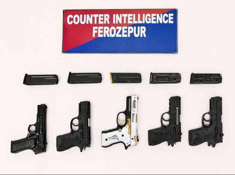 Cross-border illegal arms network busted; Weapon supplier held with five Glock pistols