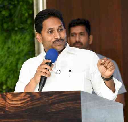 Jagan blames SIR for defeat of Mamata Banerjee, Stalin