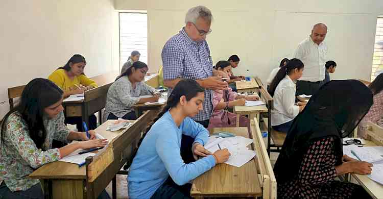 एमडीयू- सीपीएएस में शैक्षणिक एवं प्रशासनिक व्यवस्था जायजा लेने पहुंचे कुलपति प्रो. मिलाप पूनियाँ