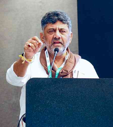 New leadership a positive step: Cong leaders back Shivakumar for K’taka CM post 