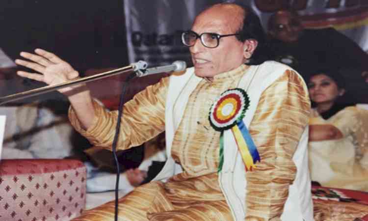 'Na jaane kis gali mein zindagi ki shaam ho jaaye..': Renowned Urdu poet Dr Bashir Badr passes away