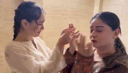 Rishita Kothari becomes inconsolable on Mahhi Vij’s last day on the sets of ‘Seher Hone Ko Hai’