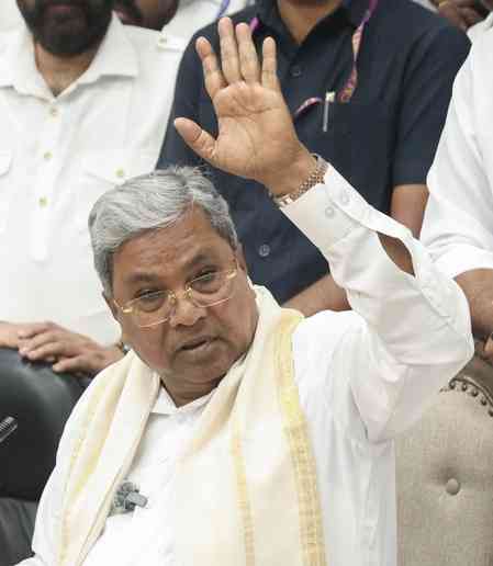 Siddaramaiah resignation triggers political row; BJP targets Congress leadership
