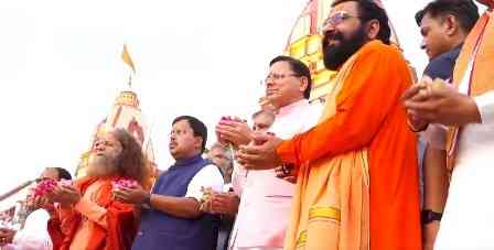 BJP chief Nitin Nabin, Uttarakhand CM Dhami take part in Ganga Aarti