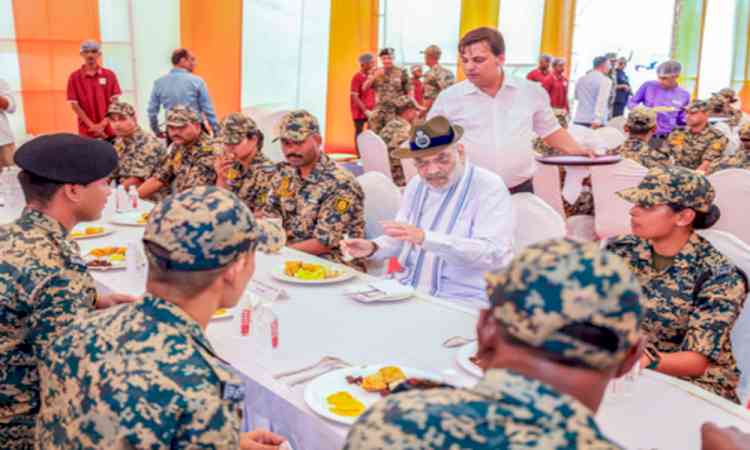 HM Amit Shah calls for tighter border surveillance in Gujarat