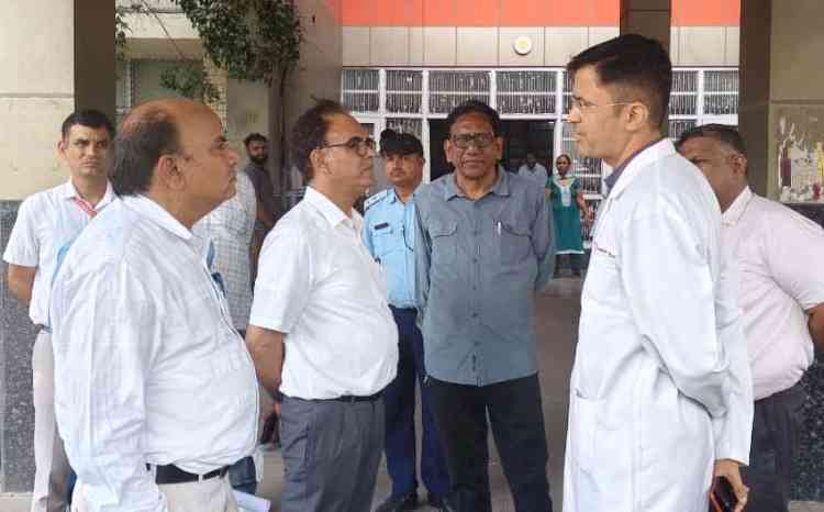 डीएमईआर, हरियाणा की टीम पहुंची पीजीआईएमएस, रोहतक के निरीक्षण के लिए