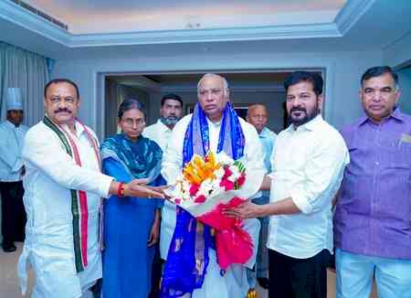 CM Revanth Reddy, Telangana Cong chief meet Mallikarjun Kharge