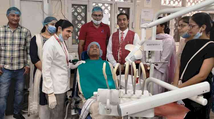 Surgeons from across the state are undergoing training at the PGIDS to fabricate dentures rapidly