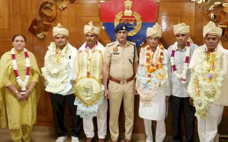 रोहतक पुलिस के 9 अधिकारी व कर्मचारी हुए सेवानिवृत्त
