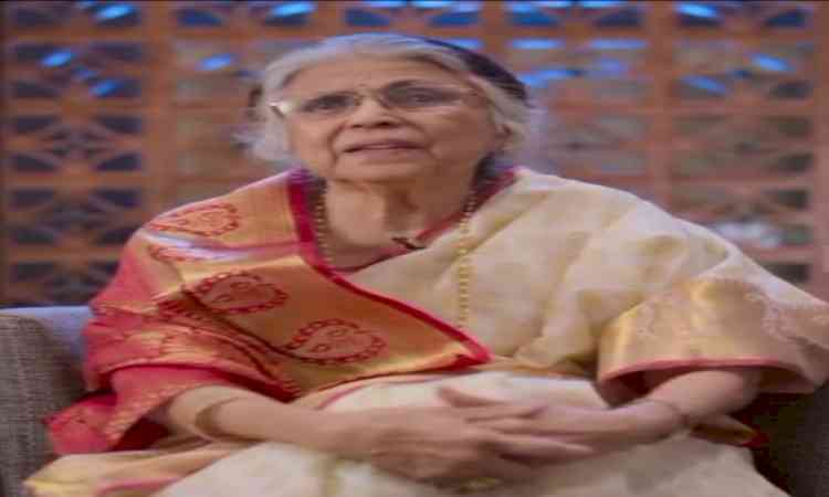 Eknath Shinde, Devendra Fadnavis, Nitin Gadkari mourn the loss of legendary singer Suman Kalyanpur
